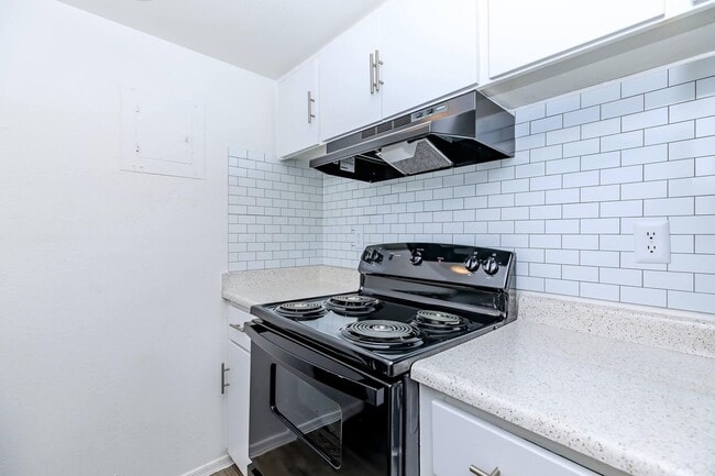 Interior Photo - Palisade Park Aparments