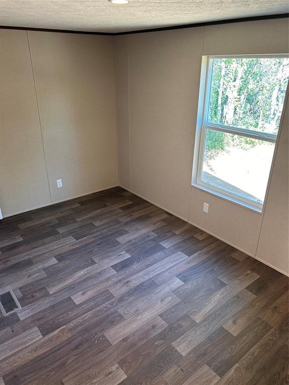 Building Photo - 258 Green Oaks Dr