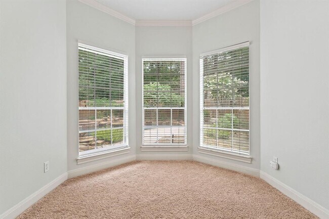 Building Photo - 29 Berry Blossom Dr