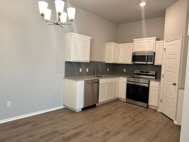 Building Photo - 19601 N Pennsylvania Ave