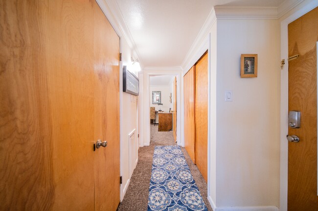 Building Photo - 1793 S 2600 E