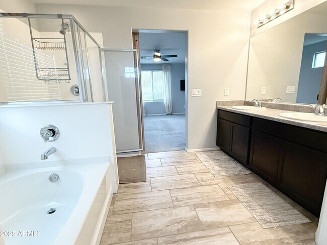 Building Photo - 17569 W Country Club Terrace