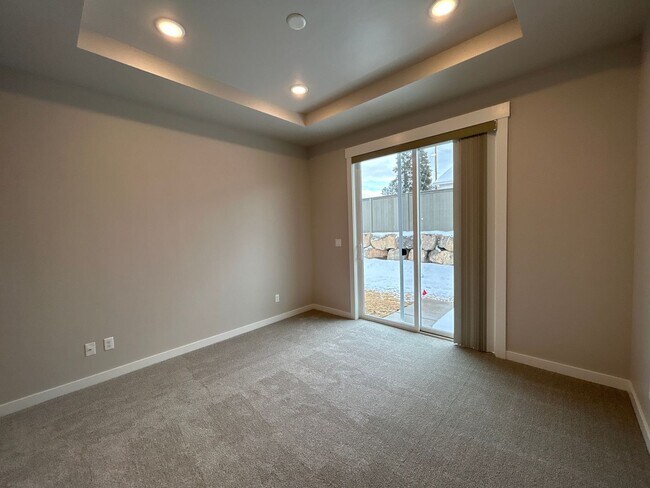 Building Photo - 2 Bedroom in the Luderman Crossing Community