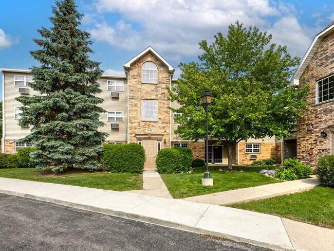 Primary Photo - 1545 Crystal Rock Ct