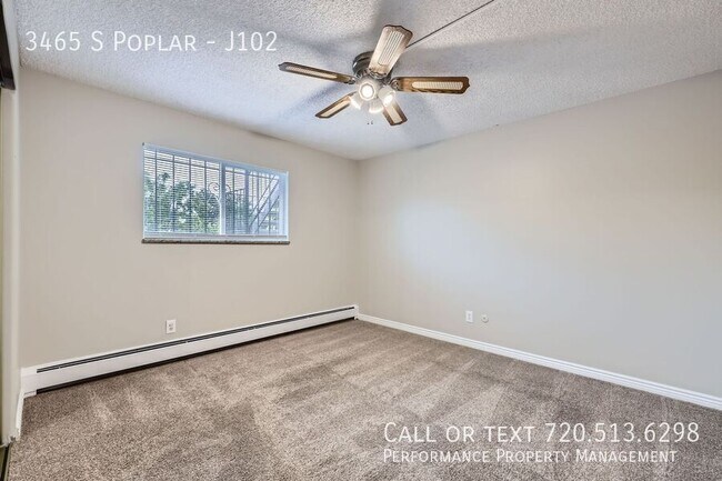 Building Photo - 3465 S Poplar St