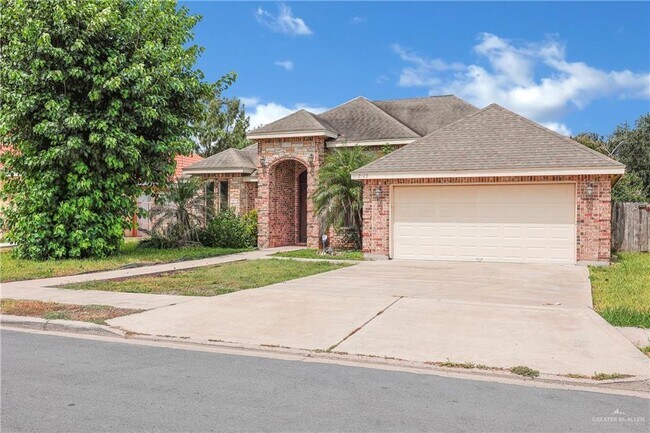Building Photo - 2523 Yellow Rose Dr