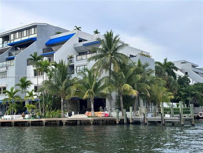 Building Photo - 456 Poinciana Island Dr
