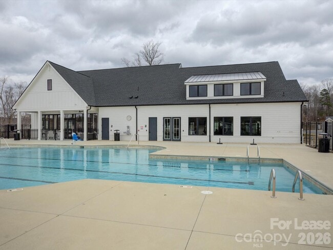 Building Photo - 6377 Ashton Pk Dr