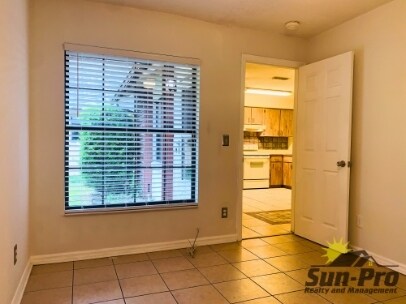 Building Photo - 1010 Stonybrook Cir