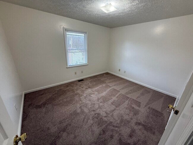 Building Photo - 2156 Deauville Dr