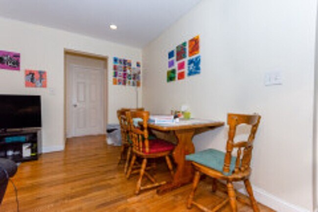 Building Photo - AWESOME BROOKLINE LISTING