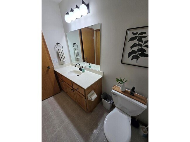 Building Photo - 3933 93rd Ave N