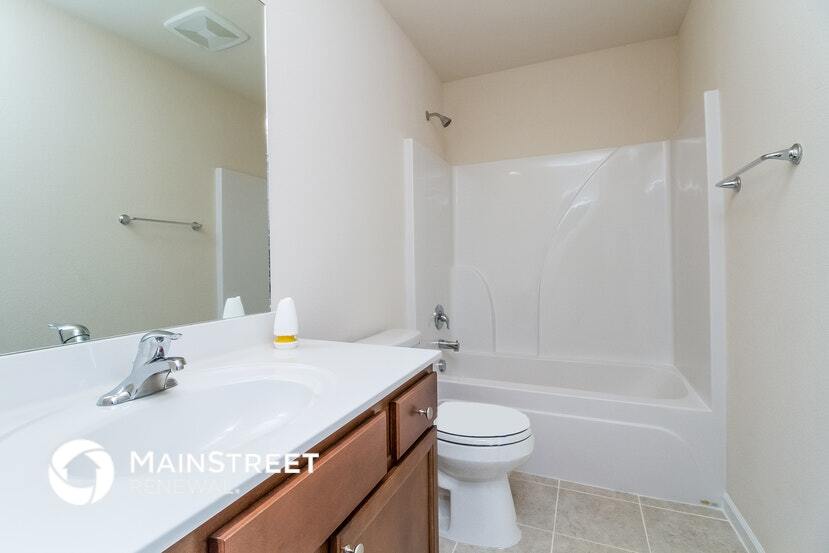 Building Photo - 3321 Marichal Dr