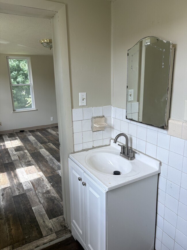 Building Photo - 613 Kennet Ct NW