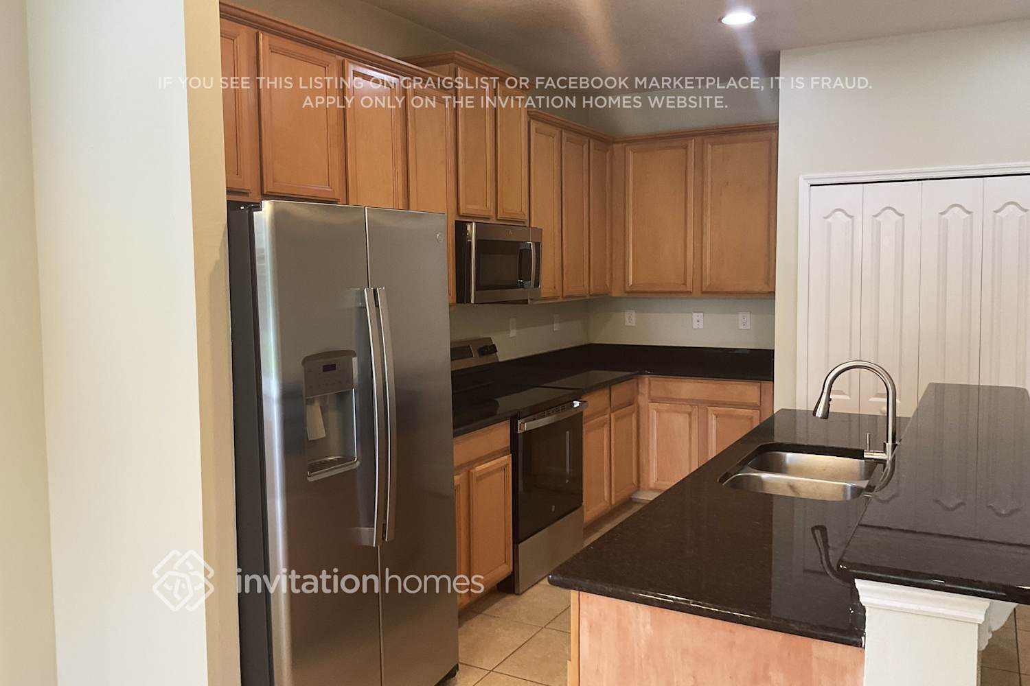 Building Photo - 3680 Briar Run Dr