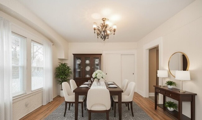 Building Photo - 10906 Grantwood Ave