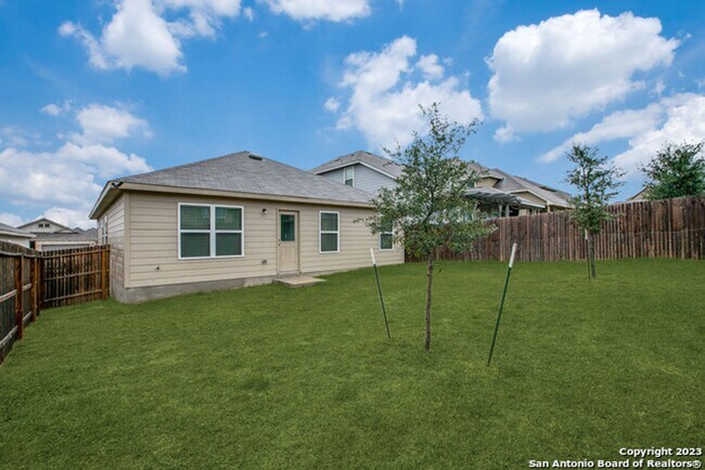 Building Photo - 3 Bed 2 Bath Texas Research Park Subdivision