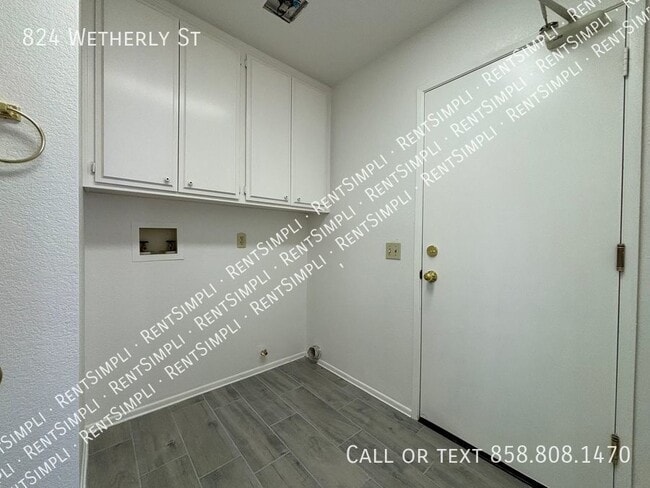 Building Photo - 824 Wetherly St