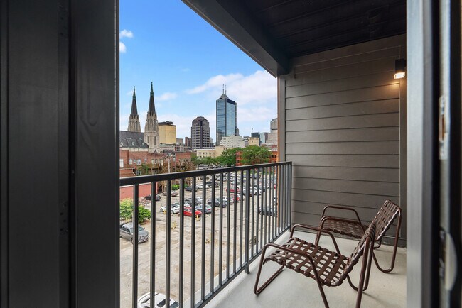 Building Photo - 423 E Michigan St