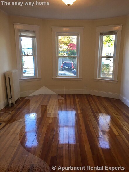 Building Photo - 9 Orrin St