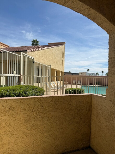 Building Photo - 12221 W Bell Rd