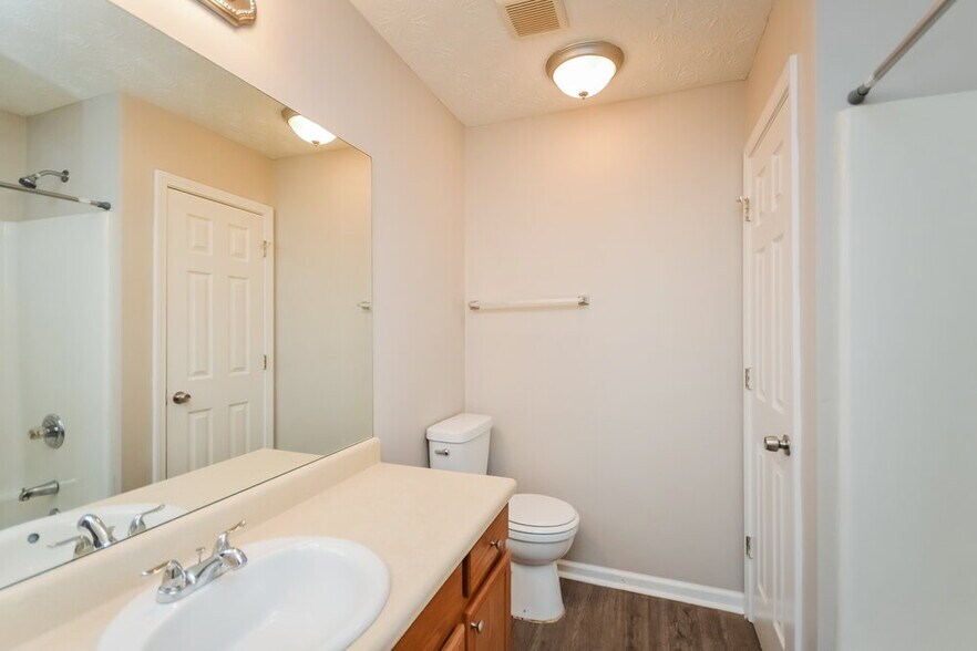 Building Photo - 8224 Sterling Ln