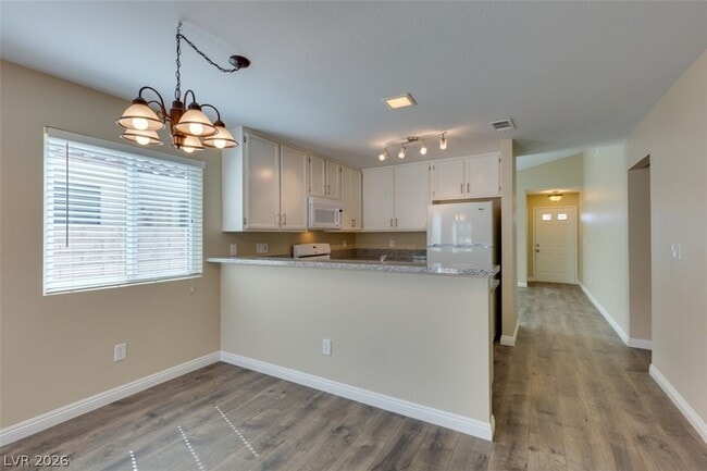 Building Photo - 4658 Belshire Dr