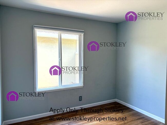 Building Photo - 1538 Siskiyou Dr