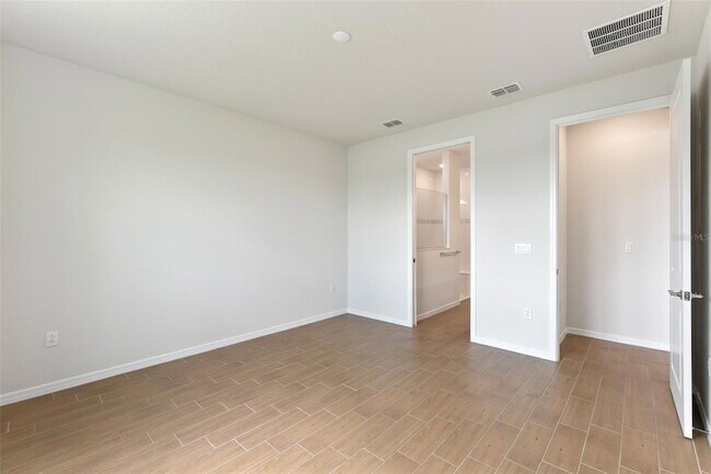 Building Photo - 6121 Blue Pond Wy