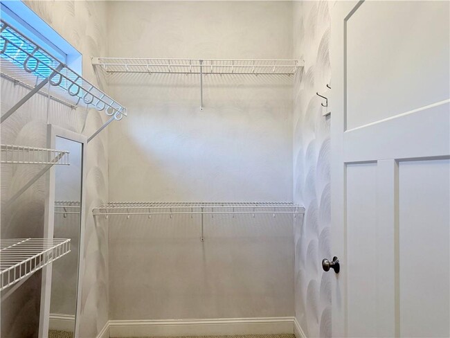 Building Photo - 76 Morningside Dr