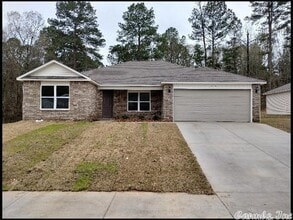 Building Photo - 1935 Auburn Hills Dr