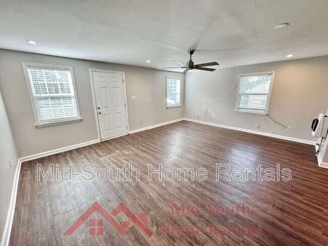Building Photo - 324 Harrell St