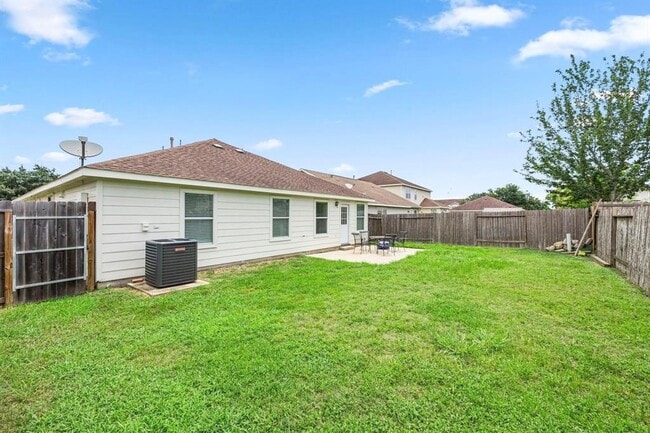 Building Photo - 18119 Waverly Hollow Ln