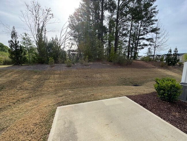 Building Photo - End-Unit Gem Near White Oak Crossing – Style, Space & Convenience!