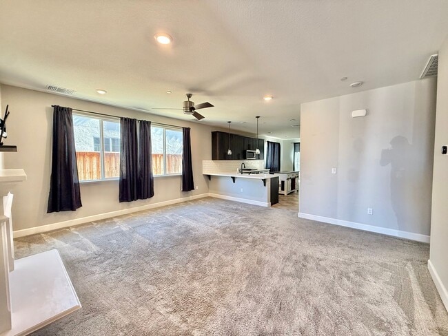Building Photo - 2925 Walker Way