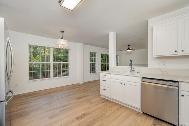 Building Photo - 3802 Brookchase Ln