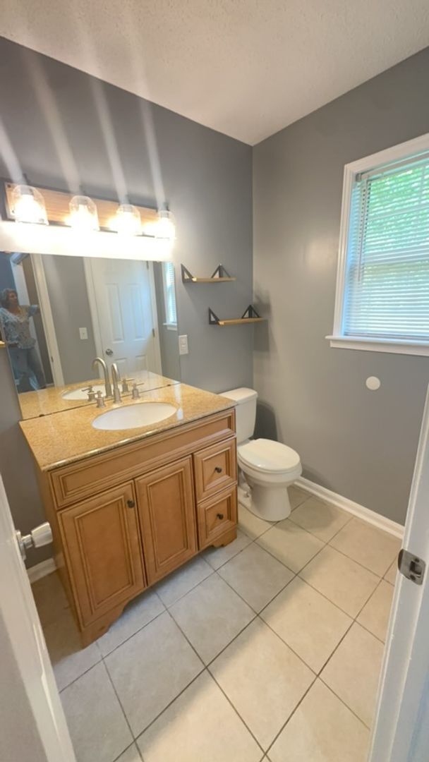 Building Photo - Beautiful Home for rent!