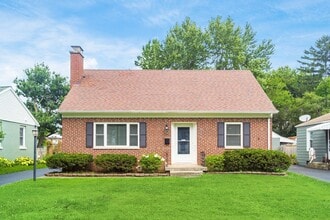 Building Photo - 336 E Weisheimer Rd