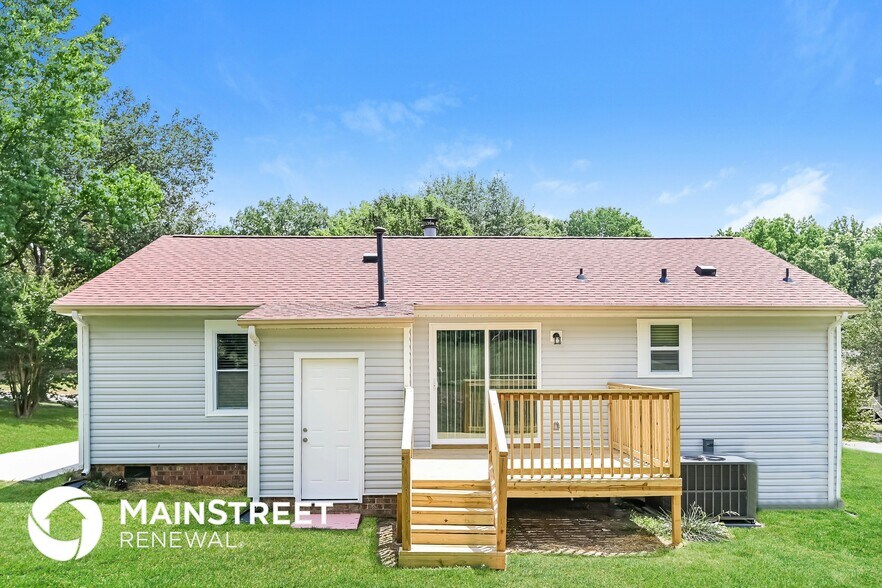 Building Photo - 8223 Chrisbry Ln