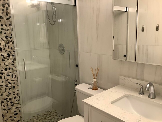 Building Photo - 22040 Palms Way