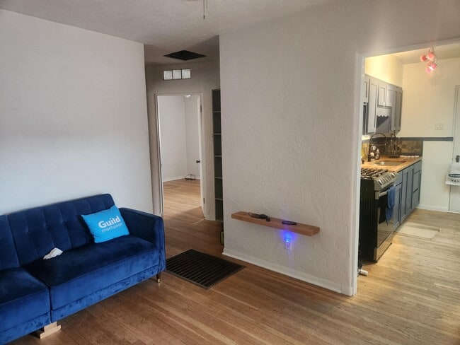 Building Photo - 1217 Girard Blvd NE