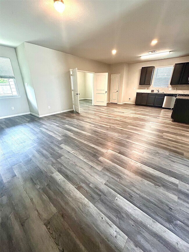 Building Photo - 22342 Clear Castle Dr