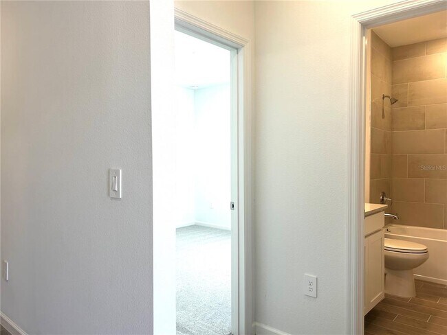Building Photo - 6637 SW 89th Loop