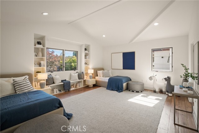 Building Photo - 4103 Farmdale Ave