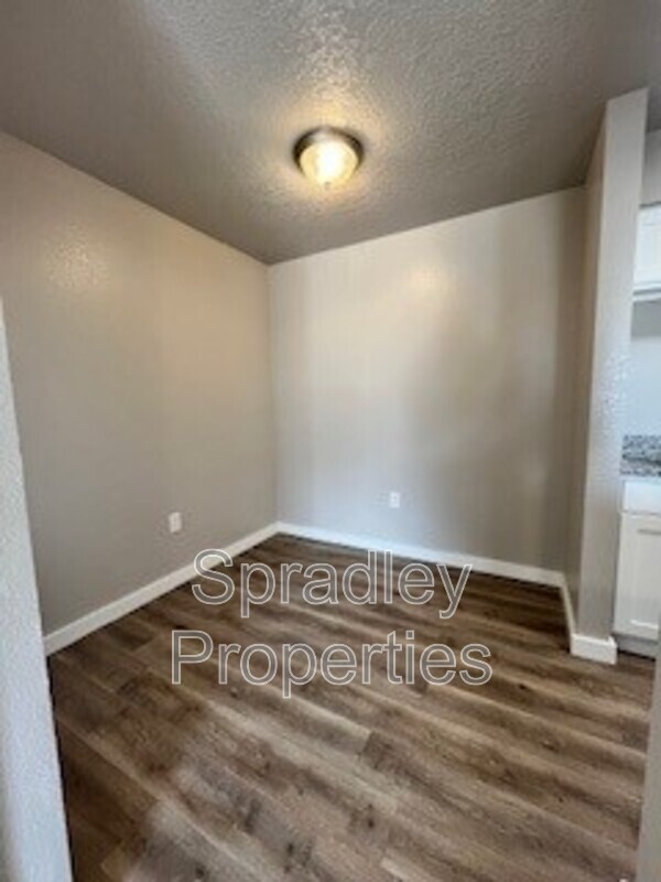 Building Photo - 200 Bosque Rd