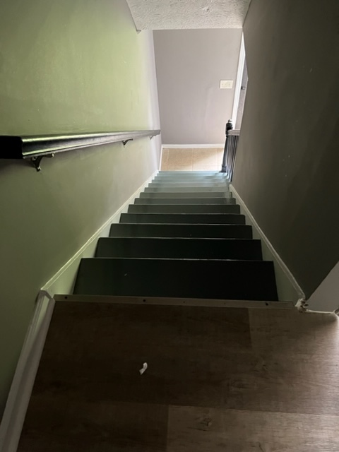 Stairs going up the the Bedrooms - 1927 Patterson Cir