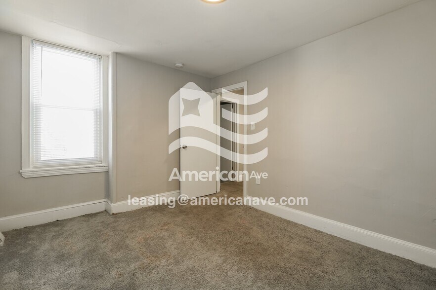 Building Photo - 1629 Dounton St