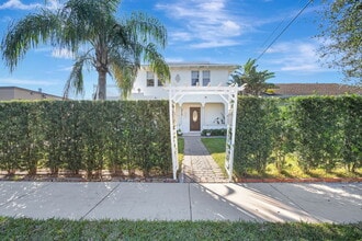 Building Photo - 412 El Prado