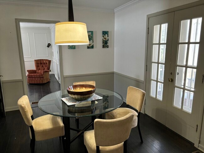 Dining Room - 904 S Jordan Ave