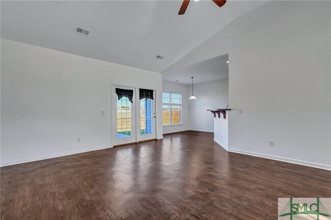 Building Photo - 179 Willow Point Cir